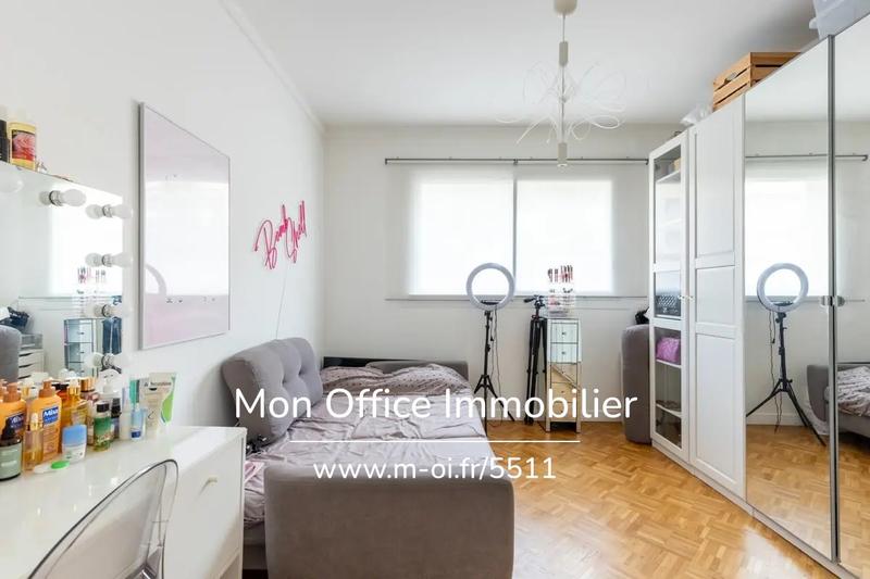 Appartement - 110 m² - 4 pièces