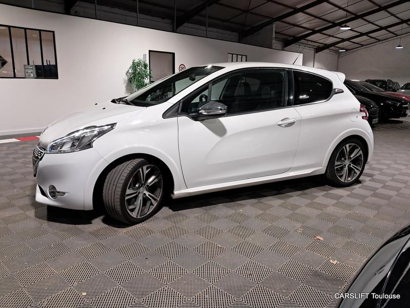 Peugeot 208 Gti 200Cv Historique complet