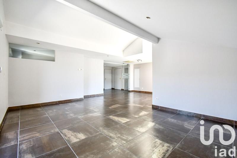 Appartement - 120 m² - 4 pièces