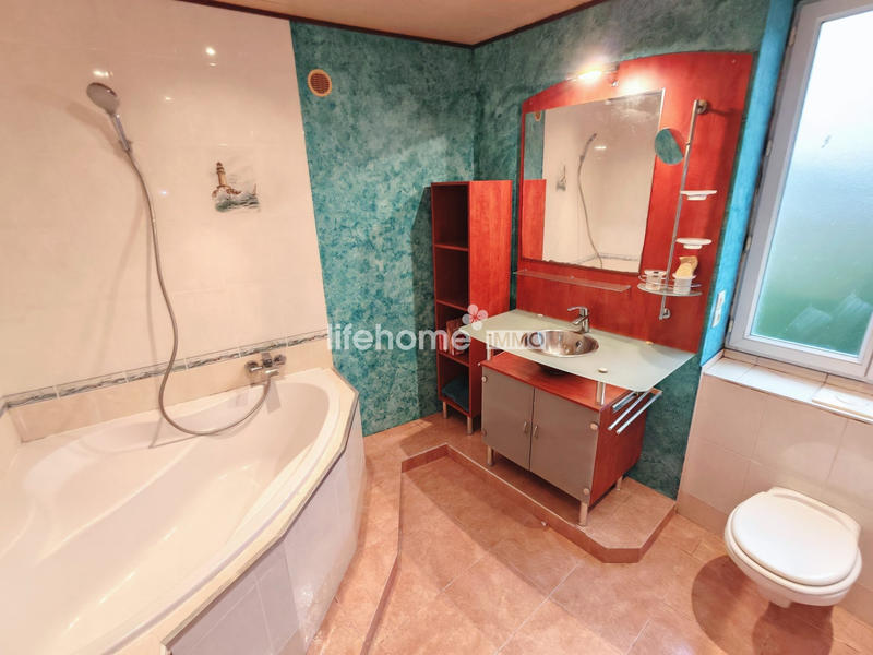 Maison - 104 m² - 5 pièces