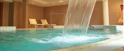 Local commercial - 633 m²