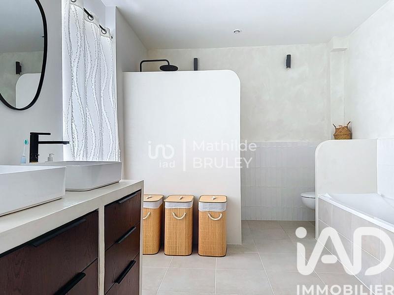 Maison - 191 m² - 7 pièces