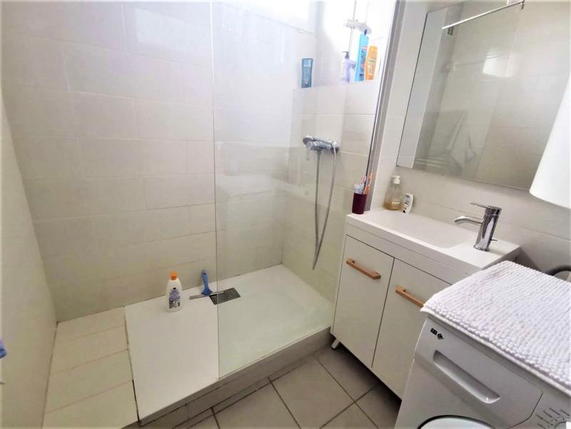 Appartement - 98 m² - 6 pièces