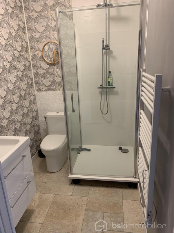 Propriété - 252 m² - 7 pièces