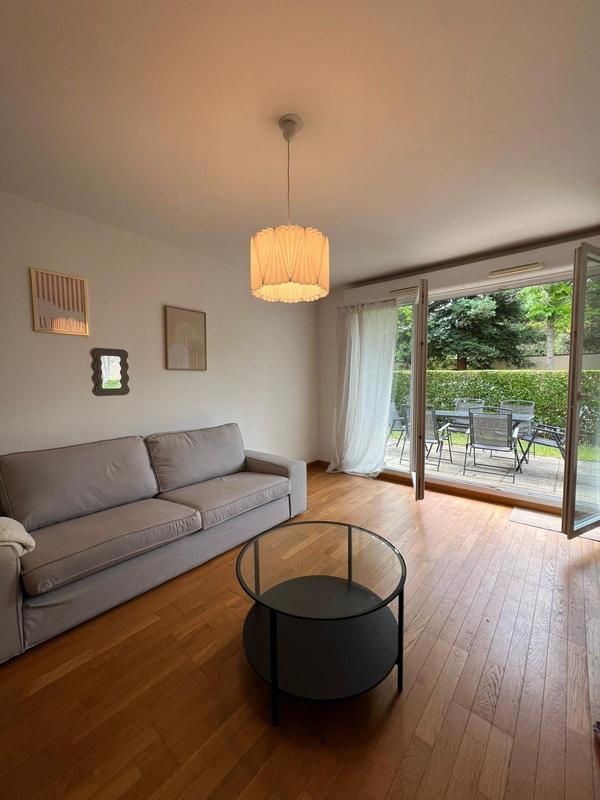 Appartement - 90 m² - 5 pièces