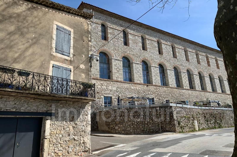 Appartement - 80 m² - 3 pièces