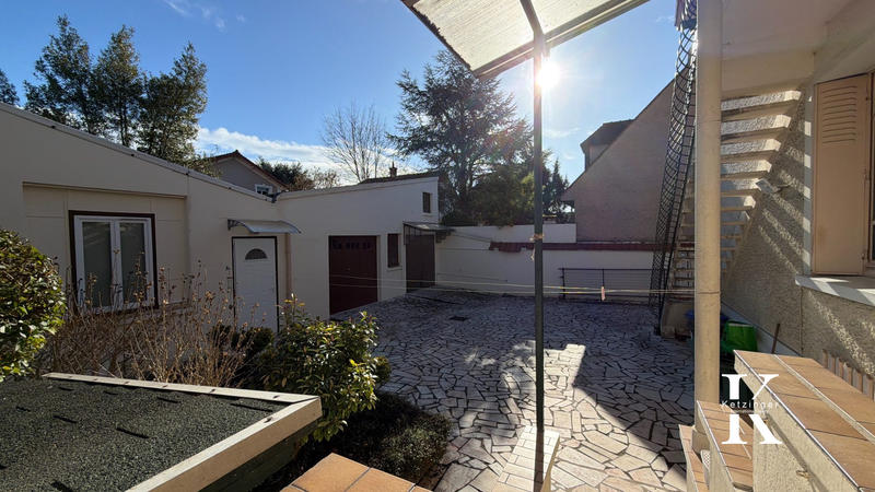 Maison ancienne - 240 m² - 6 pièces