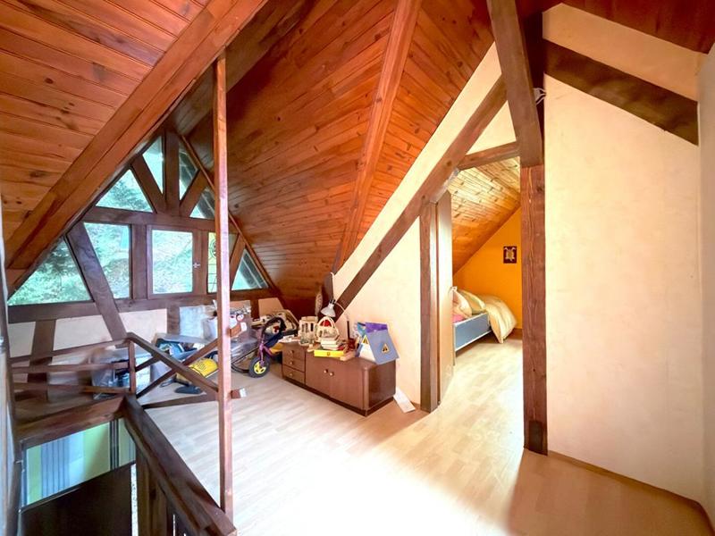 Maison - 110 m² - 6 pièces