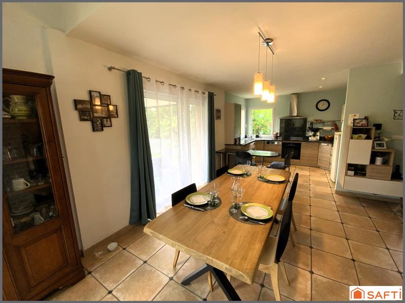 Maison - 160 m² - 6 pièces