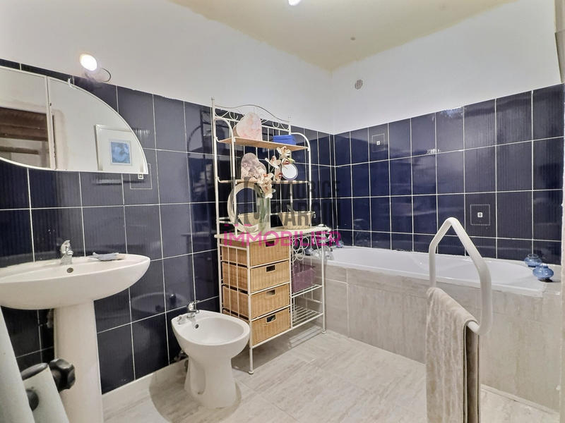 Maison - 148 m² - 4 pièces