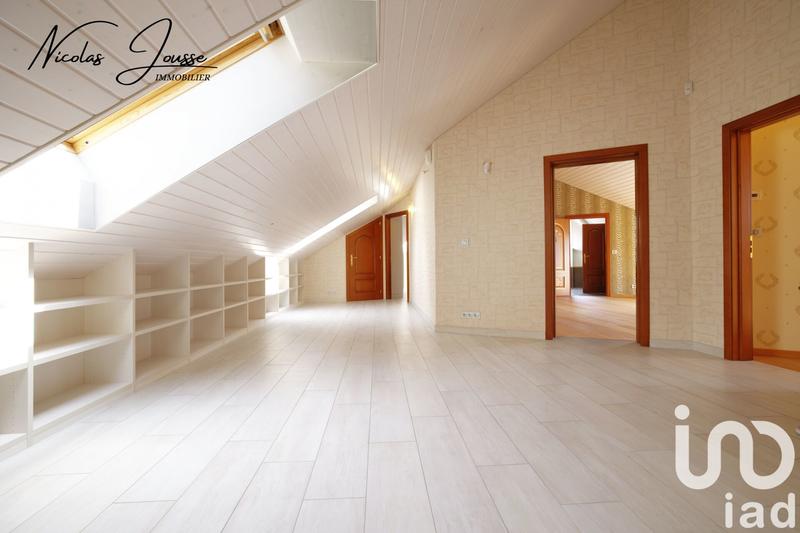 Maison - 450 m² - 20 pièces