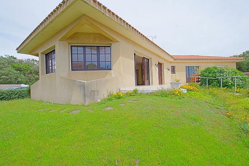 Villa - 268 m² - 10 pièces