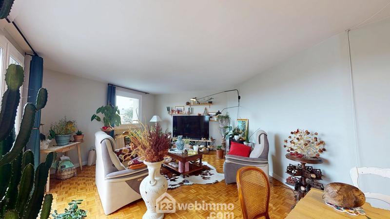 Appartement - 95 m² - 5 pièces