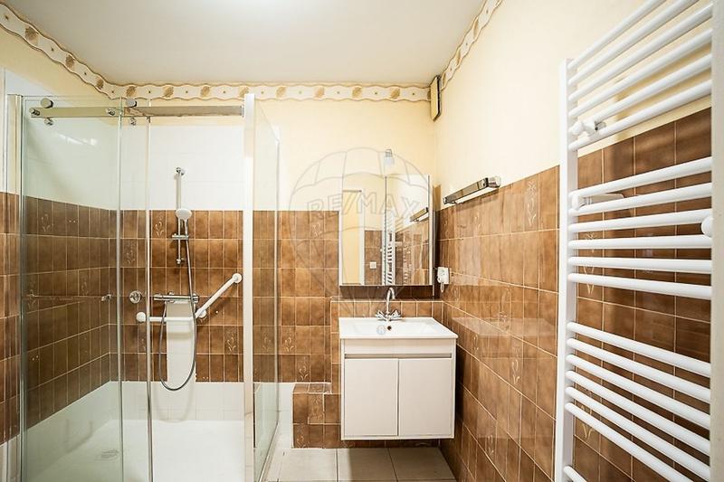 Appartement - 85 m² - 4 pièces