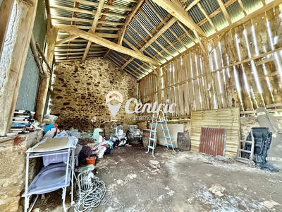 Maison ancienne - 242 m² - 6 pièces