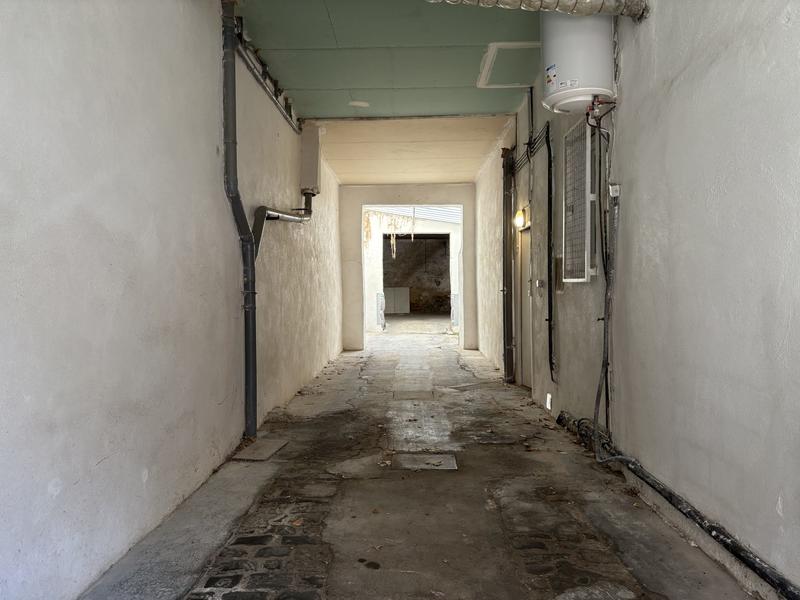 Parking / Garage - 12 m²