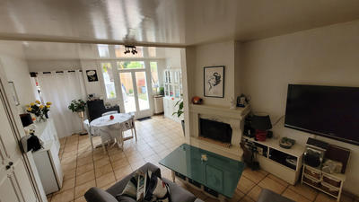 Maison - 96 m² - 3 pièces