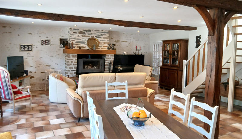 Maison - 127 m² - 7 pièces