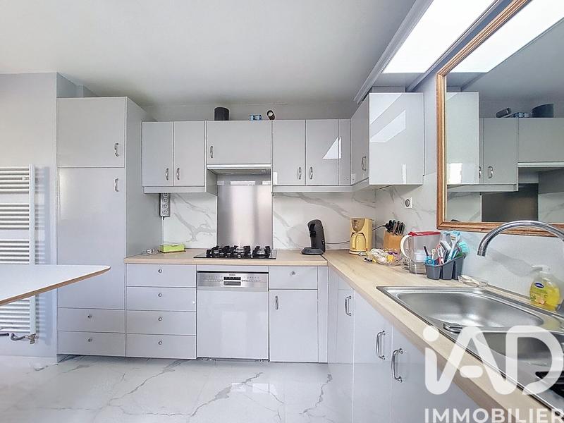 Maison - 98 m² - 5 pièces