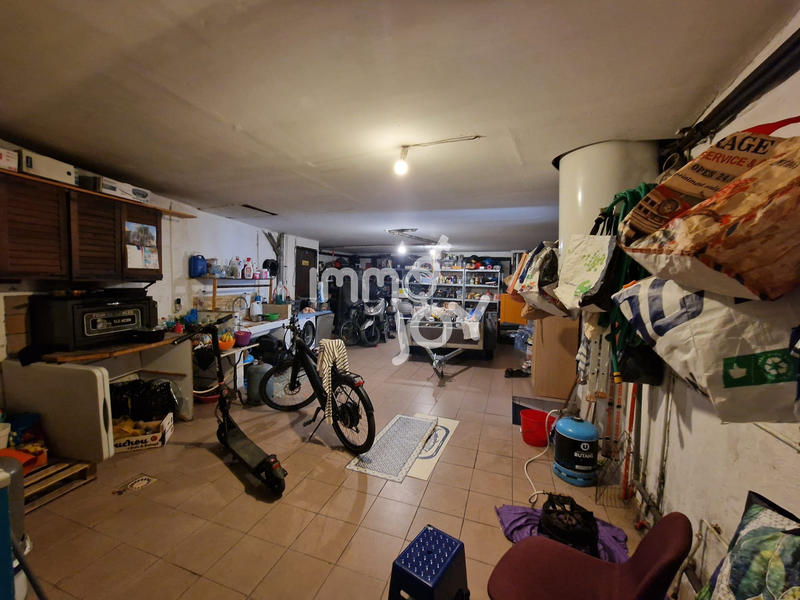 Maison de village - 200 m² - 6 pièces