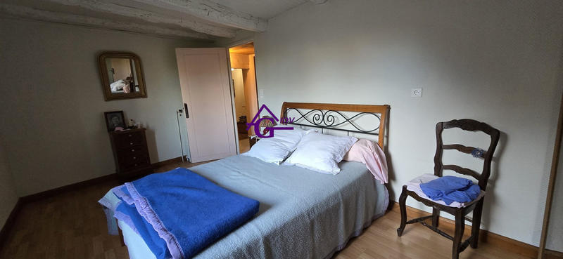 Maison - 195 m² - 7 pièces