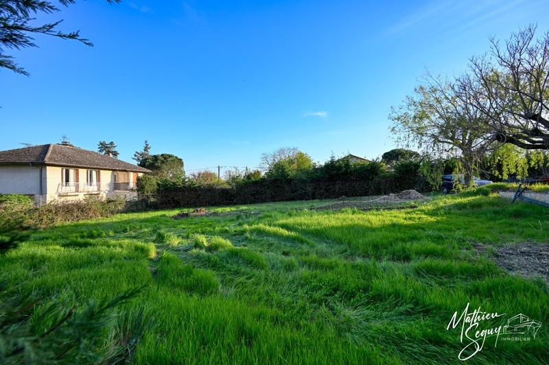Terrain constructible - 764 m²