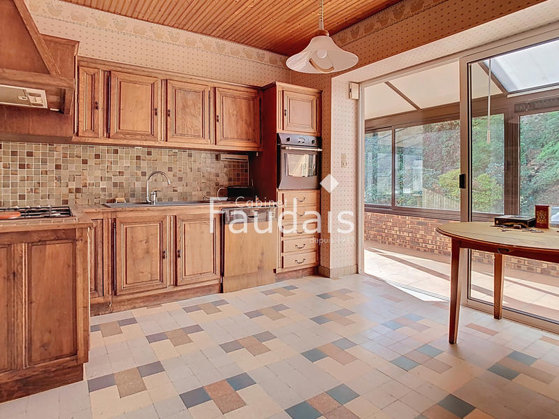 Maison - 145 m² - 6 pièces