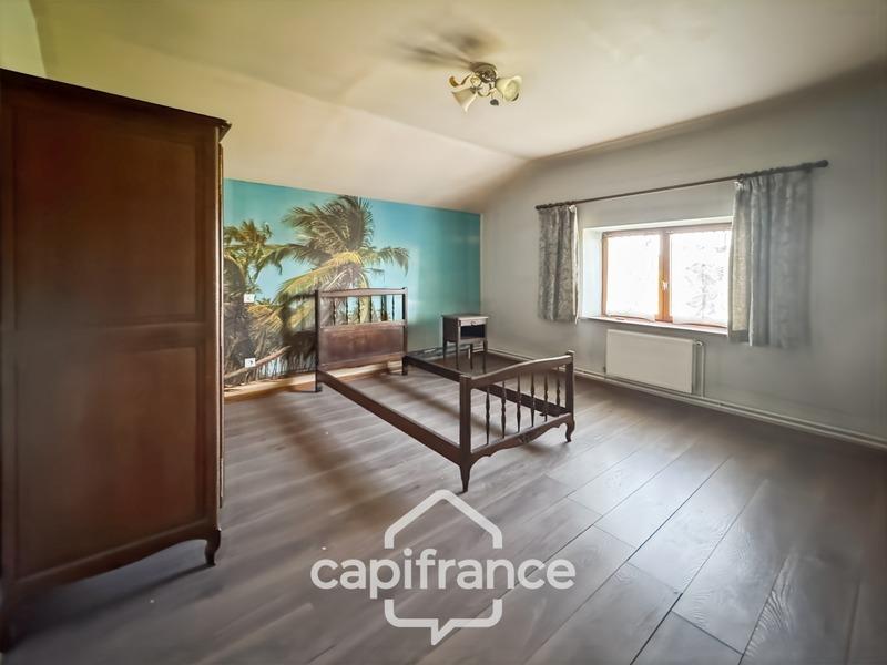 Maison - 185 m² - 6 pièces