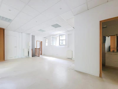 Bureau - 119 m² - 4 pièces