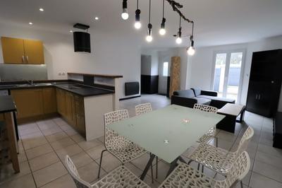 Appartement - 75 m² - 4 pièces