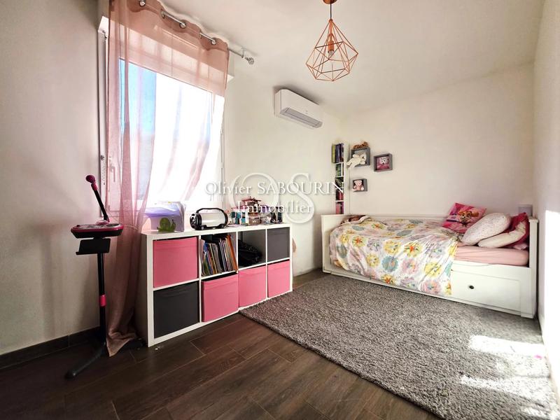 Maison - 93 m² - 4 pièces