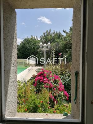 Maison - 229 m² - 7 pièces