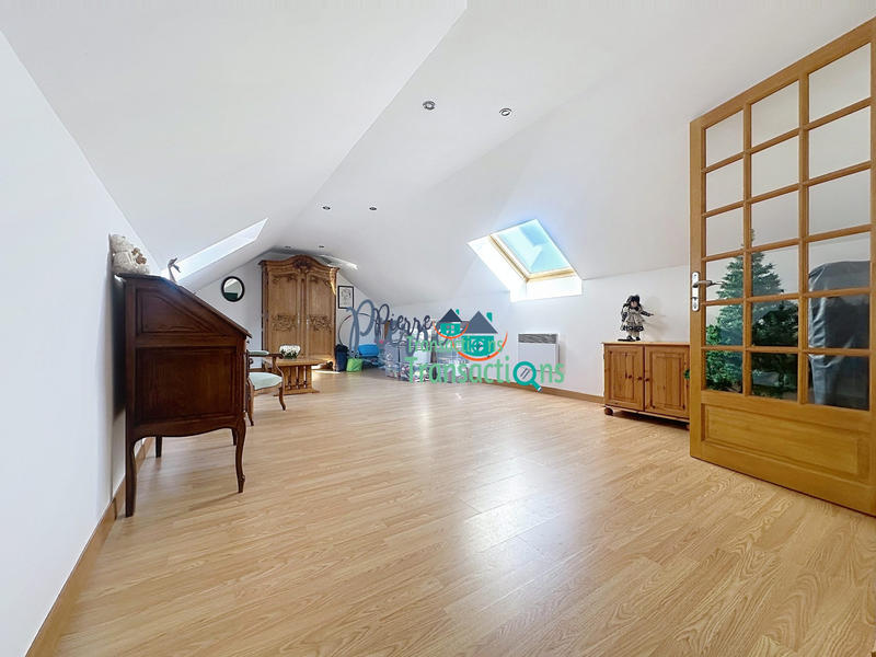 Maison - 158 m² - 6 pièces