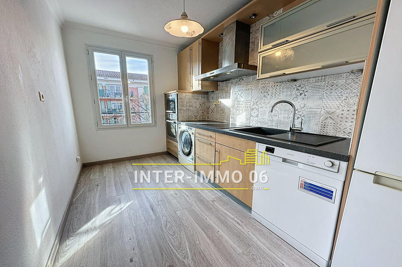 Appartement - 72 m² - 3 pièces