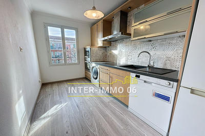 Appartement - 72 m² - 3 pièces