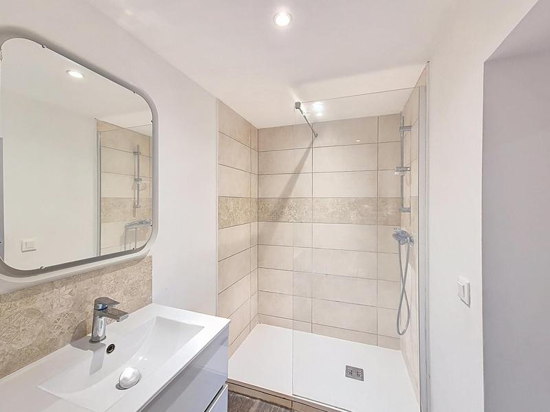 Appartement - 60 m² - 2 pièces