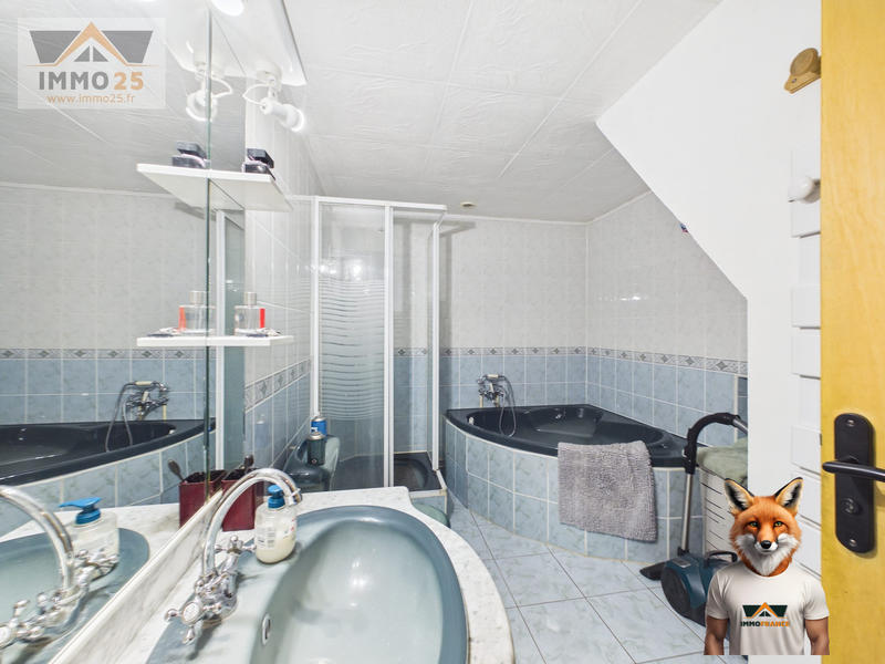 Maison - 170 m² - 6 pièces