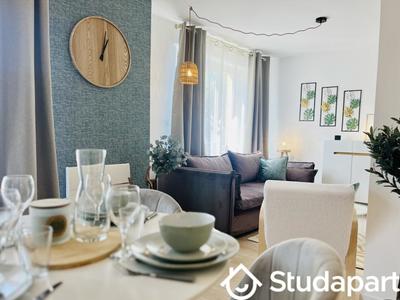 Chambre - 9 m² - 1 pièce