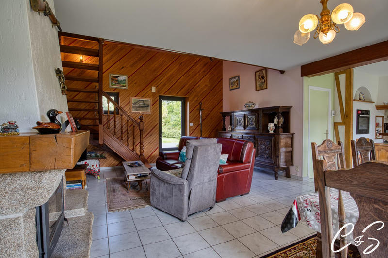 Maison - 120 m² - 5 pièces