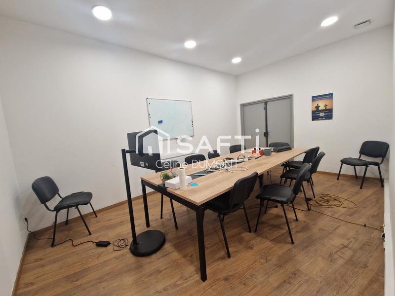 Bureau - 204 m² - 9 pièces