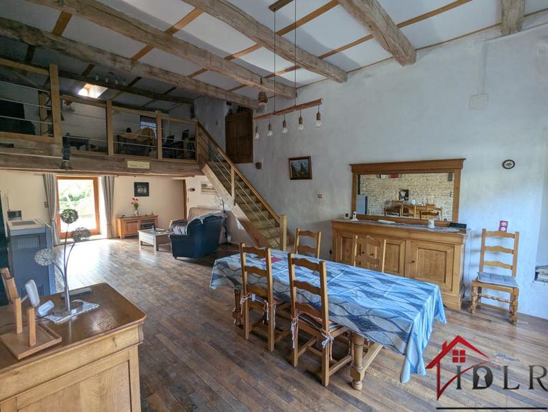 Maison - 155 m² - 6 pièces