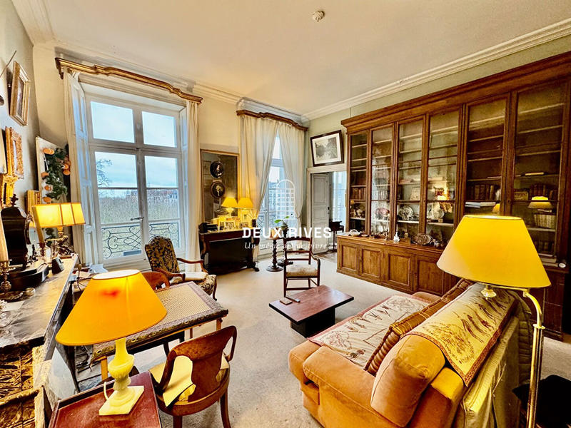 Appartement - 82 m² - 3 pièces