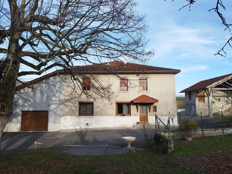 Maison - 170 m² - 8 pièces