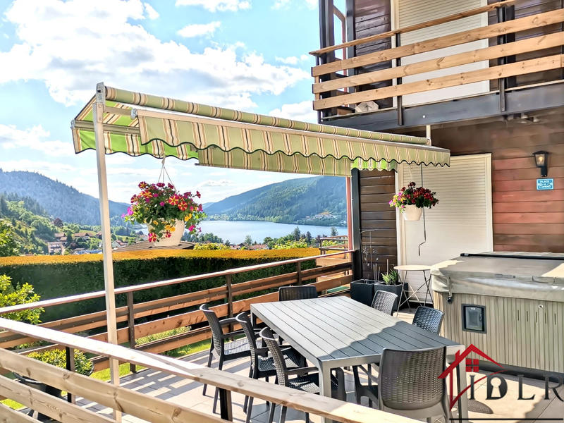 Maison - 200 m² - 7 pièces