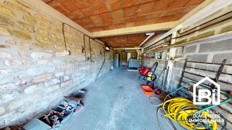 Immeuble - 152 m² - 7 pièces