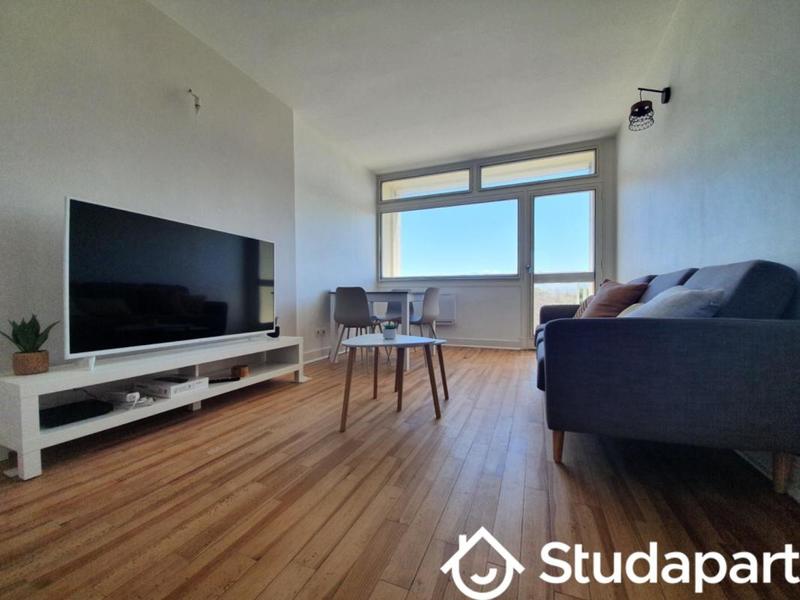 Chambre - 15 m² - 1 pièce