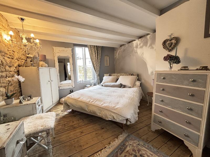 Maison - 102 m² - 5 pièces