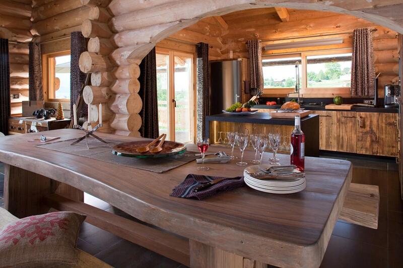 Maison - 211 m² - 7 pièces