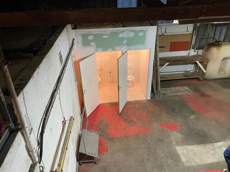 Local commercial - 240 m²