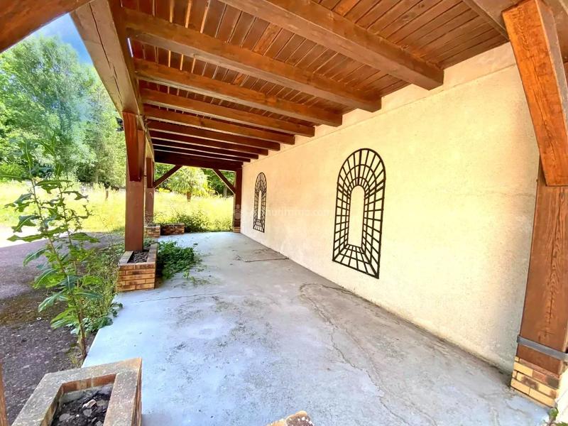 Maison - 253 m² - 11 pièces